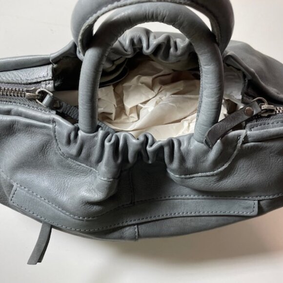 Latico Leathers Ramble Tote/Crossbody Charcoal Like New! - Picture 2 of 11